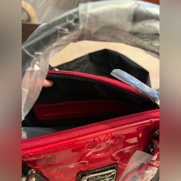 Disney Loungefly Minnie & Mickey Embossed Purse with Charm, Dust bag - Picture 5 of 10